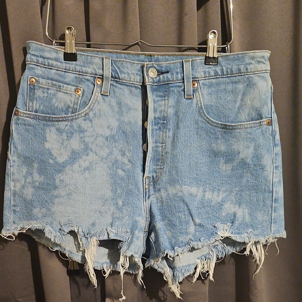 Levi's Blue Jean Shorts Distressed Vintage Style